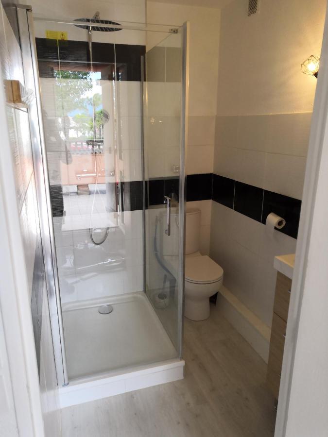 Plage, Agreable, Refait A Neuf, Lit, Reactif, Terrasse, Soleil, Paisible. Appartement *