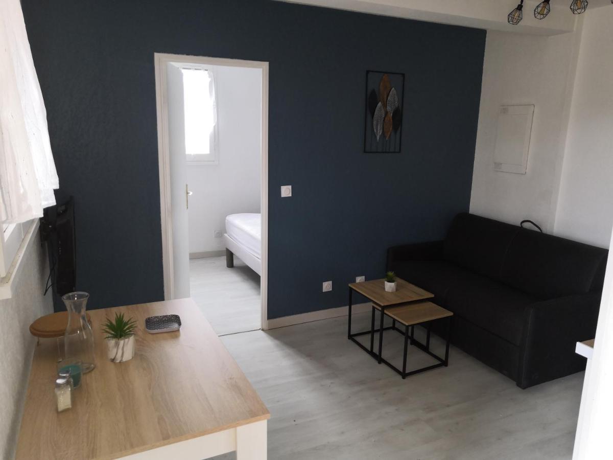 Plage, Agreable, Refait A Neuf, Lit, Reactif, Terrasse, Soleil, Paisible.