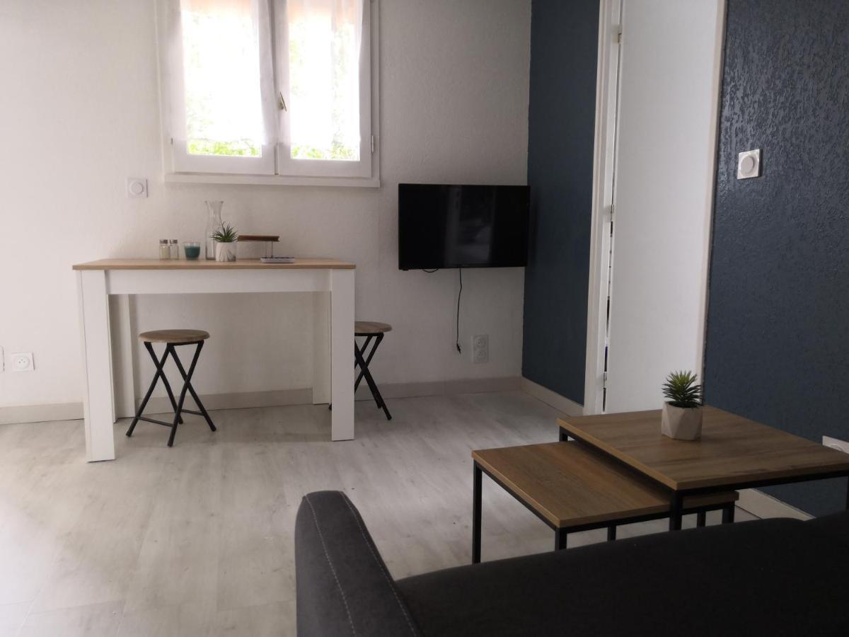 Apartment Plage, Agreable, Refait A Neuf, Lit, Reactif, Terrasse, Soleil, Paisible. Saint-Cyprien (Pyrenees-Orientales)